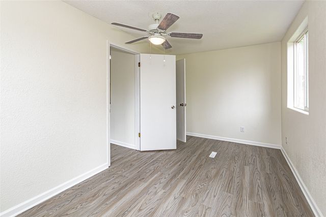 395 S Troy, Robins, IA 52328