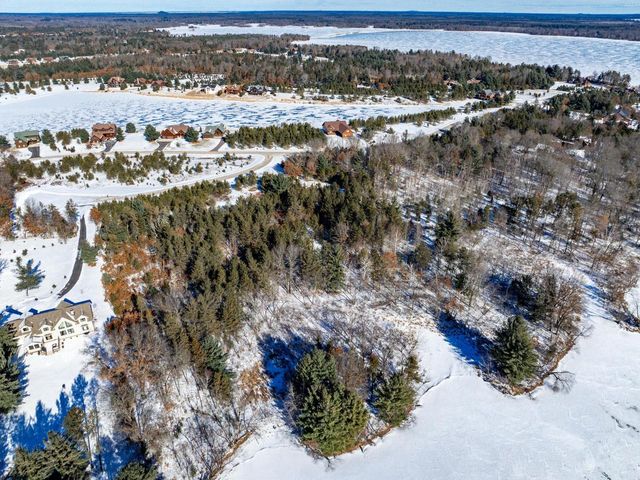 W5541 Windover Court, New Lisbon, WI 53950