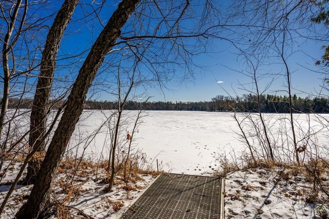 W5541 Windover Court, New Lisbon, WI 53950