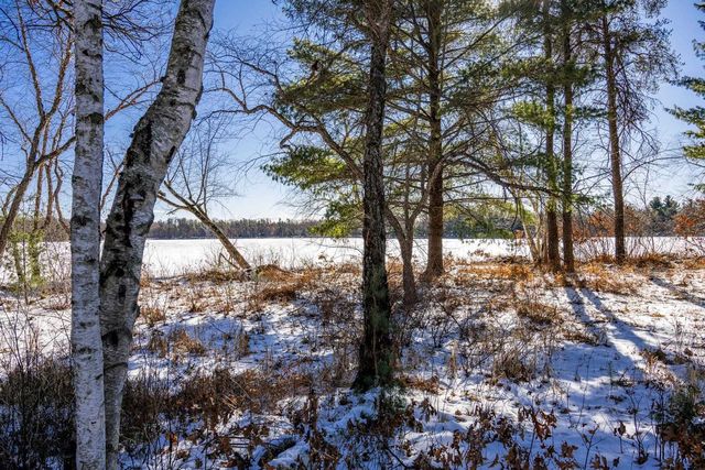 W5541 Windover Court, New Lisbon, WI 53950