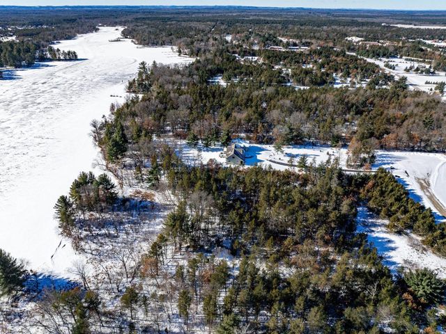 W5541 Windover Court, New Lisbon, WI 53950