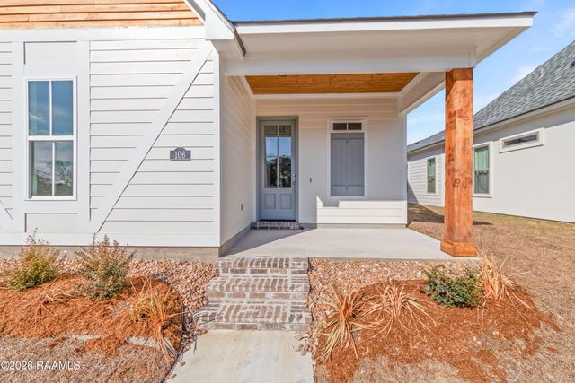 106 Newtown Drive, Lafayette, LA 70508