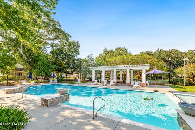 106 Newtown Drive, Lafayette, LA 70508