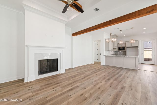 106 Newtown Drive, Lafayette, LA 70508