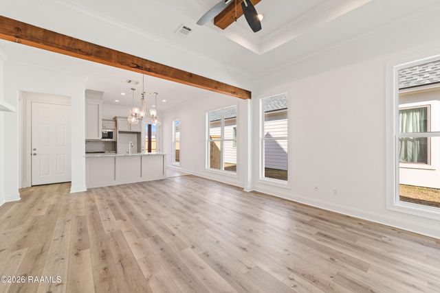 106 Newtown Drive, Lafayette, LA 70508