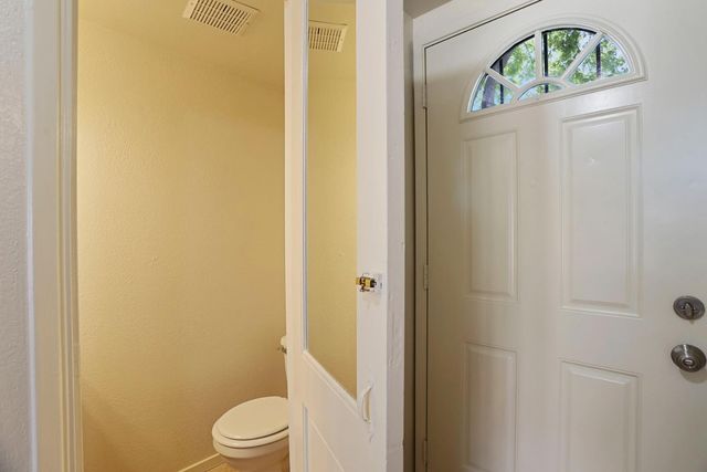 898 Rutledge Dr, Lodi, CA 95242