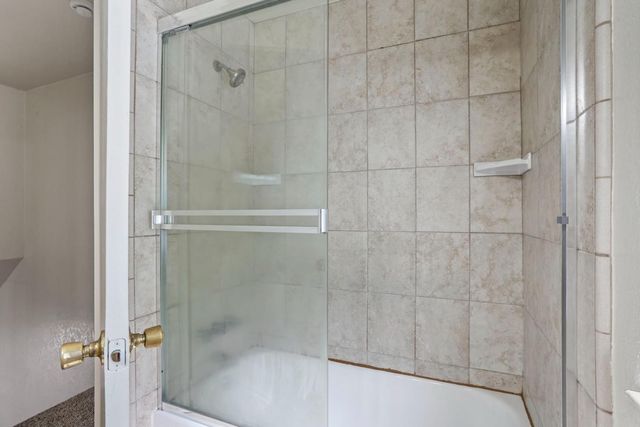 898 Rutledge Dr, Lodi, CA 95242