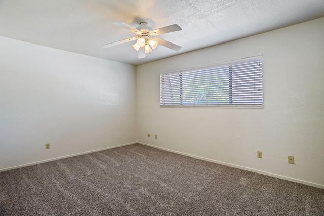 898 Rutledge Dr, Lodi, CA 95242