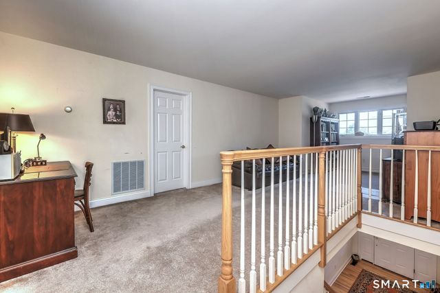 15 Jasmine Circle 15, Milford, CT 06461