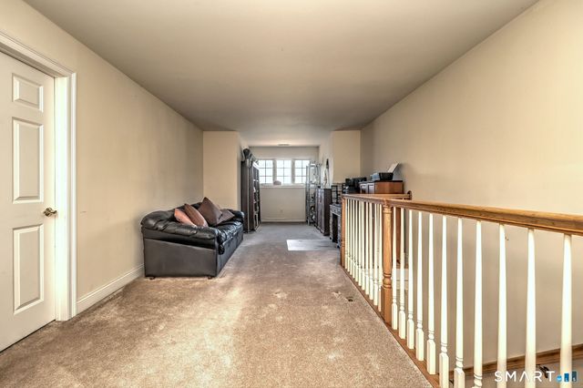 15 Jasmine Circle 15, Milford, CT 06461