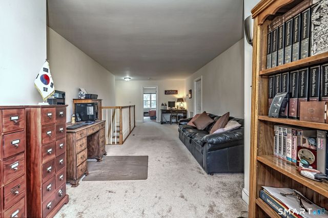 15 Jasmine Circle 15, Milford, CT 06461