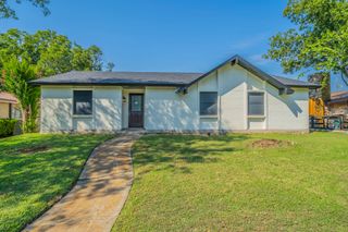 3305 Country Road, Grand Prairie, TX 75052