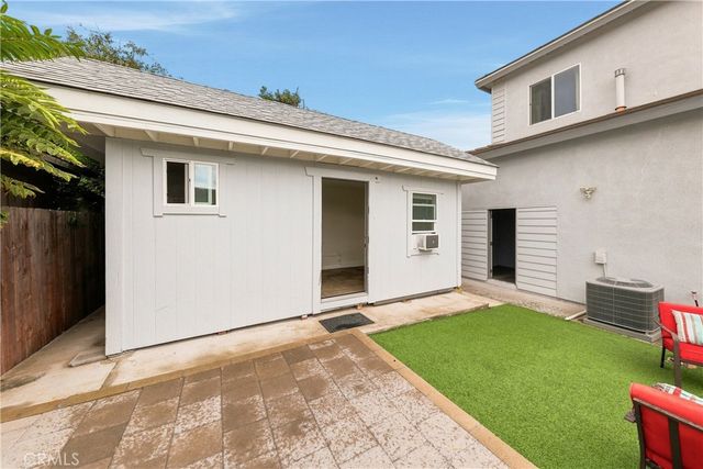 613 N. Raitt St., Santa Ana, CA 92703