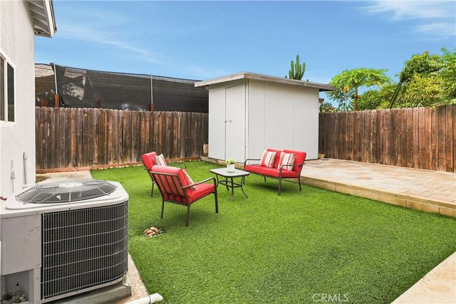 613 N. Raitt St., Santa Ana, CA 92703