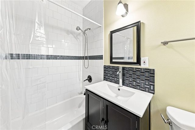 613 N. Raitt St., Santa Ana, CA 92703
