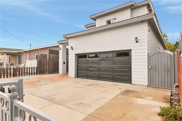 613 N. Raitt St., Santa Ana, CA 92703