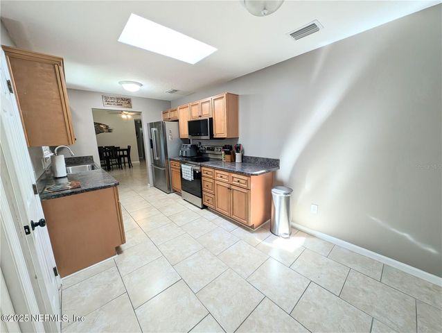 870 HIBERNIA FOREST Drive, Fleming Island, FL 32003