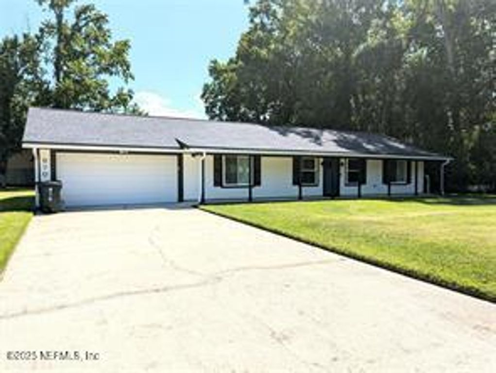 870 HIBERNIA FOREST Drive, Fleming Island, FL 32003