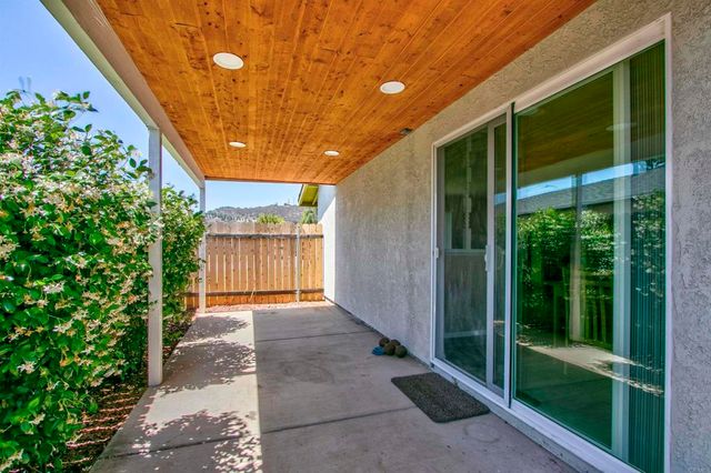 1279 Siggson Ave, Escondido, CA 92027