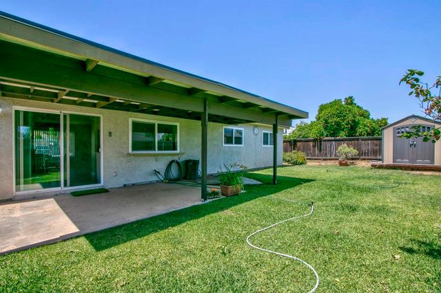 1279 Siggson Ave, Escondido, CA 92027