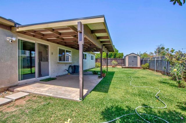 1279 Siggson Ave, Escondido, CA 92027