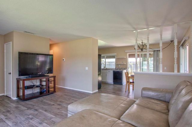 1279 Siggson Ave, Escondido, CA 92027