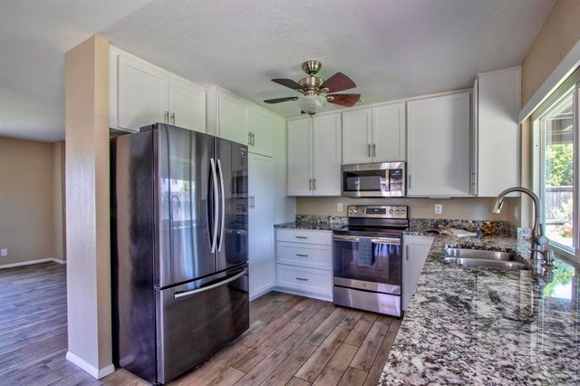 1279 Siggson Ave, Escondido, CA 92027