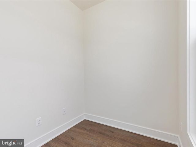 123 CHOKE CHERRY CT, Lake Frederick, VA 22630