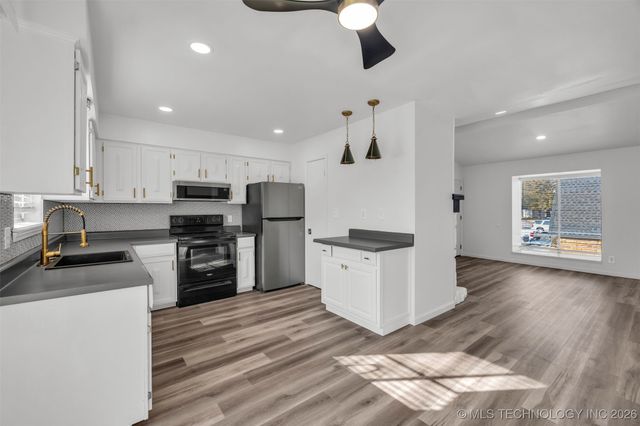 4406 E 68th Street 472, Tulsa, OK 74136