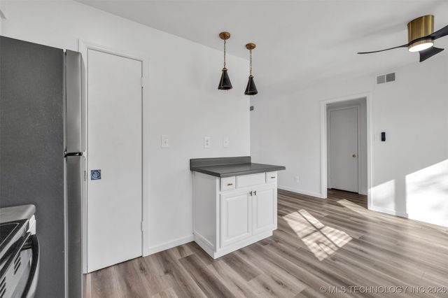 4406 E 68th Street 472, Tulsa, OK 74136