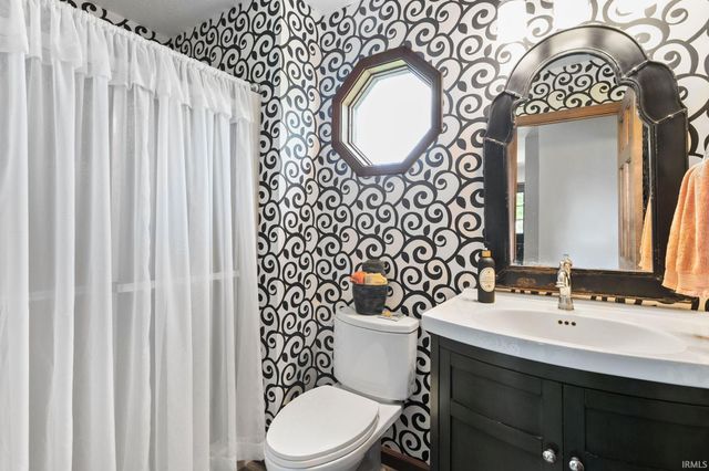 53071 Juday Creek Boulevard, Granger, IN 46530
