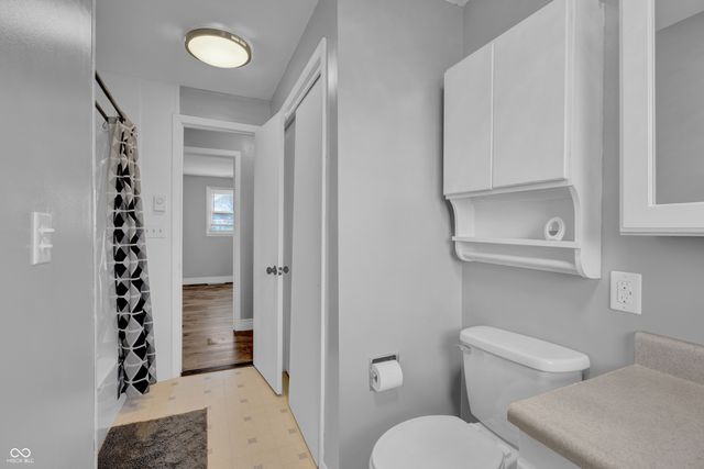 2132 Timbercrest Drive, Columbus, IN 47203