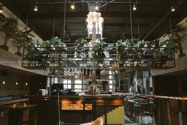 150 NW 24th St, Miami, FL 33127