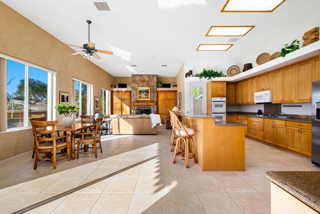 38 Lucerne Drive, Palm Desert, CA 92260