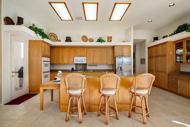 38 Lucerne Drive, Palm Desert, CA 92260