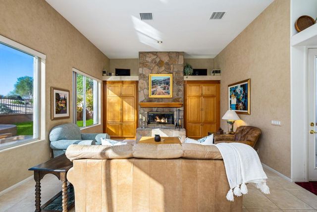 38 Lucerne Drive, Palm Desert, CA 92260