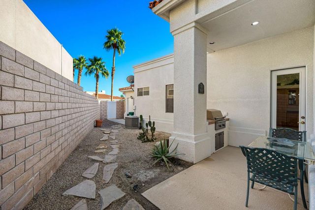 38 Lucerne Drive, Palm Desert, CA 92260