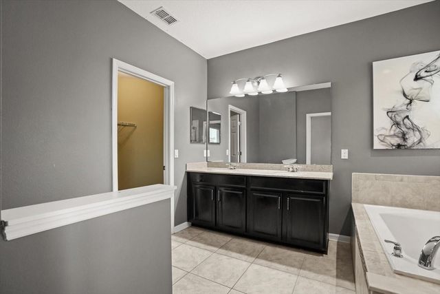 3193 ZANDER DRIVE, Grand Island, FL 32735