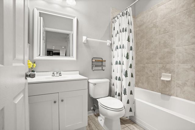 3193 ZANDER DRIVE, Grand Island, FL 32735