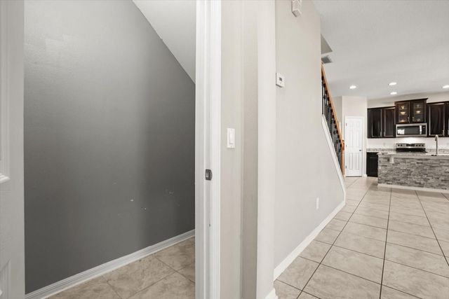 3193 ZANDER DRIVE, Grand Island, FL 32735