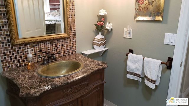 387 Avenida Andorra, Cathedral City, CA 92234