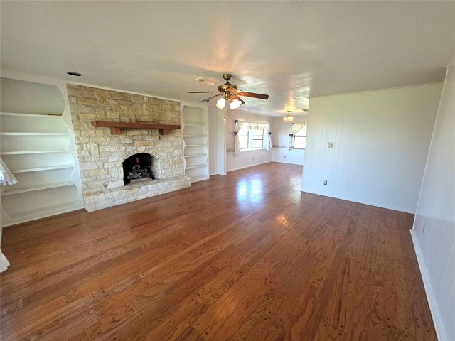 308 Echo Lane, Livingston, TX 77351