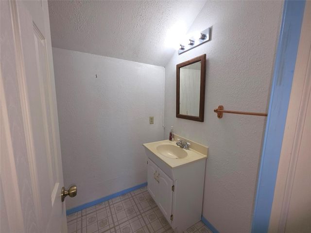 308 Echo Lane, Livingston, TX 77351