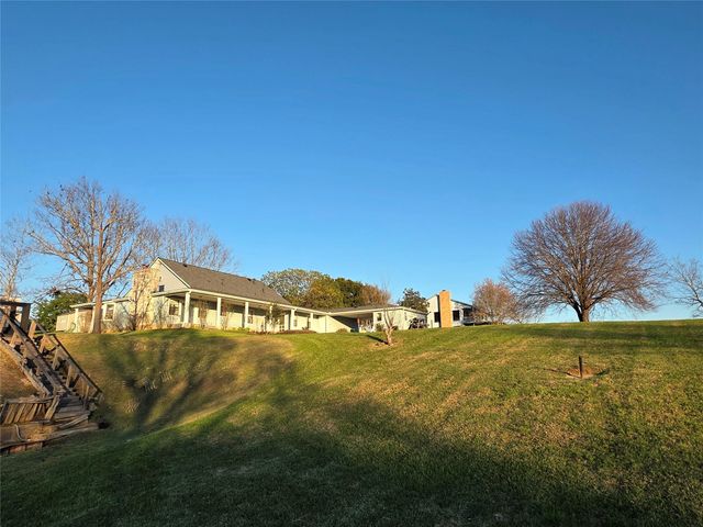 308 Echo Lane, Livingston, TX 77351