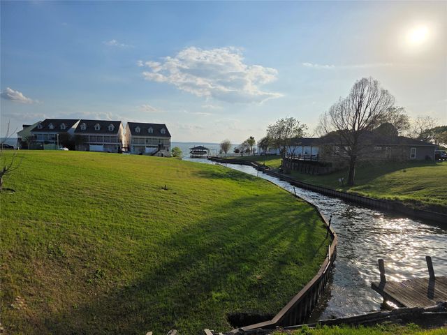 308 Echo Lane, Livingston, TX 77351