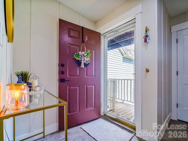3300 Selwyn Farms Lane 5, Charlotte, NC 28209