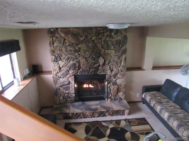 12680 Andersonville Road, Springfield Charter Township, MI 48350