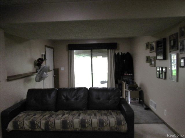 12680 Andersonville Road, Springfield Charter Township, MI 48350