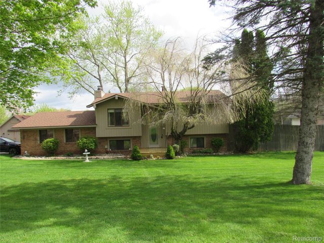 12680 Andersonville Road, Springfield Charter Township, MI 48350