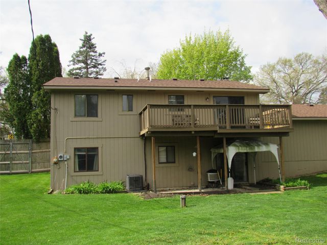12680 Andersonville Road, Springfield Charter Township, MI 48350